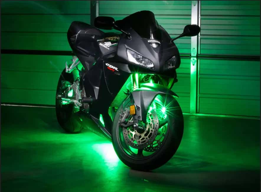 Motos